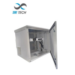 SBE TECH SBE-FRT9UR - Gabinete Exterior 19" 9UR  /  Alto 599 mm  /  Ancho 606 mm  /  Profundidad 552 mm  /  Acero Galvanizado