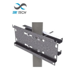 SBE TECH SBE-SOPFTRT - Herraje de Fijación  /  Montaje a Pared o Poste  /  Para Gabinete 9UR  /  Incluye Tornillo Largo 25 cm